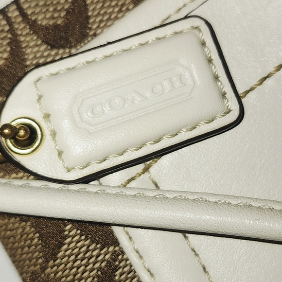 Vintage COACH EUC, Brown Signature Jacquard Fabric and Cream Leather Trim